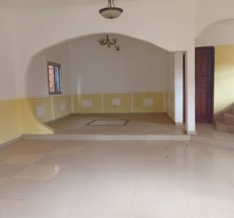 Duplex à louer Nkolfoulou, Yaoundé