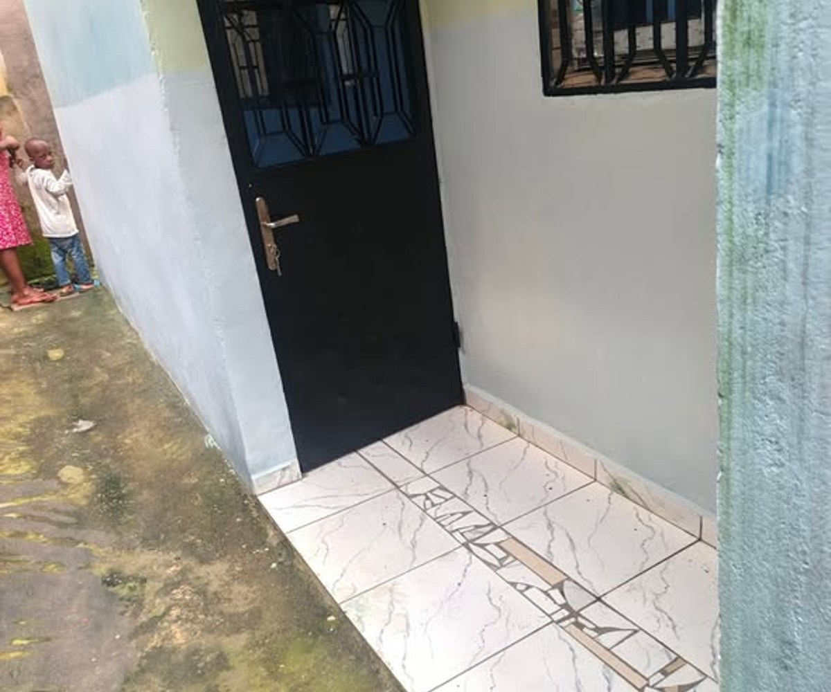 Studio moderne à louer à PK 10