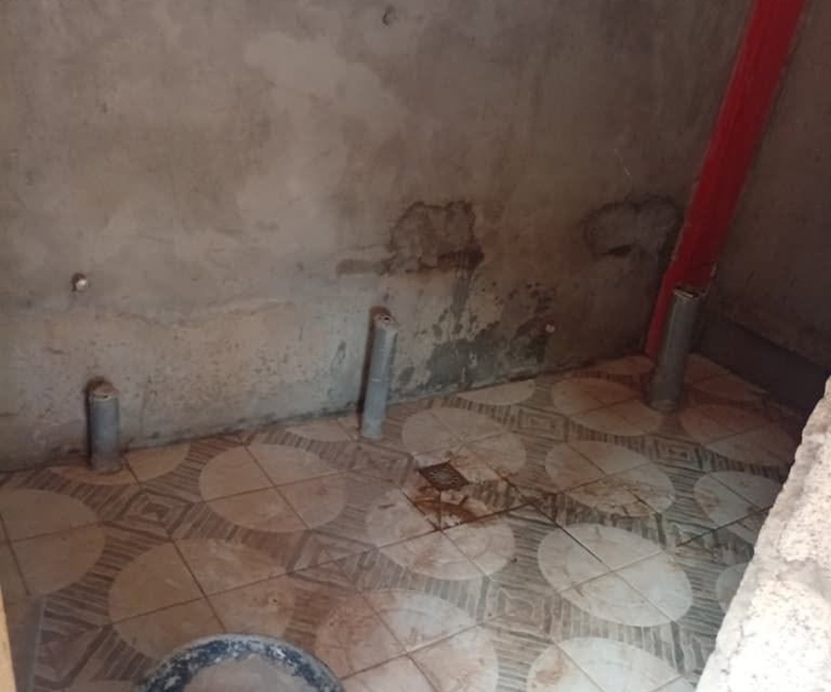 Magasin de stockage à louer à Yaoundé Simbock