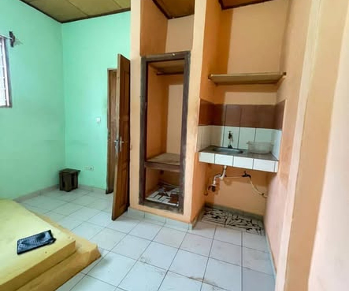 Chambre moderne à louer – Montée Chapelle, Obili (Yaoundé)