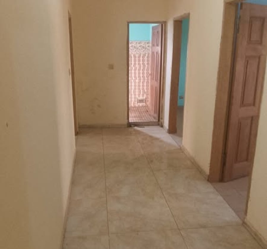 Appartement moderne à louer – Nkoabang Carrefour