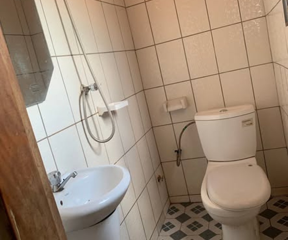 2 chambres modernes à louer à Nkozoa