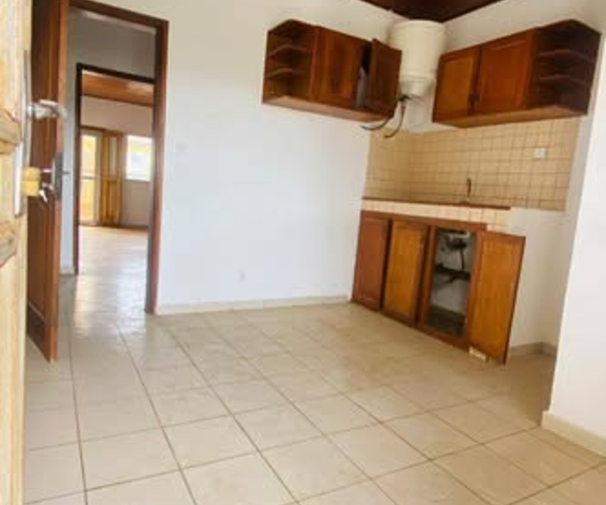 Appartement moderne 2 chambres Biyem-Assi Acacia