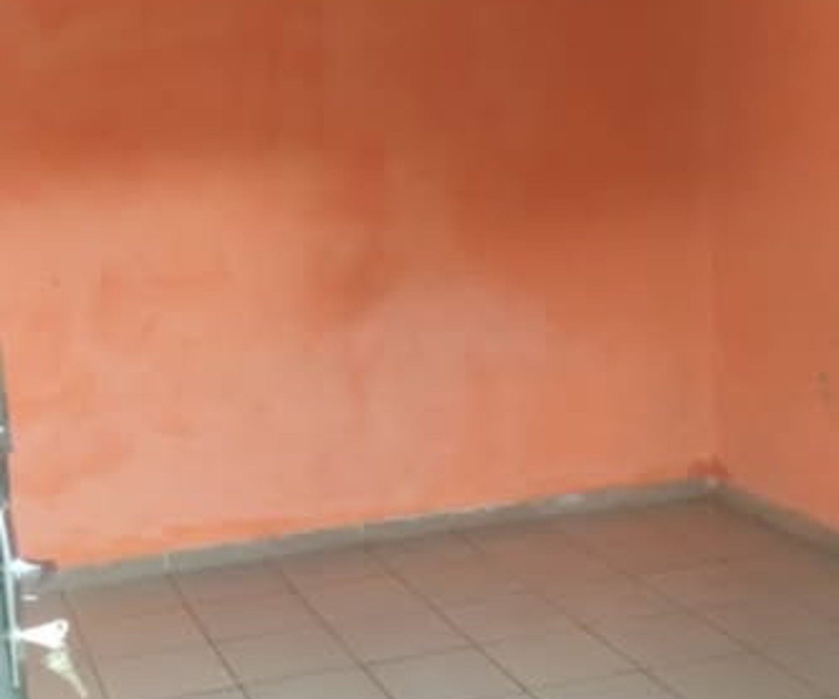 Vaste chambre à louer à Simbock