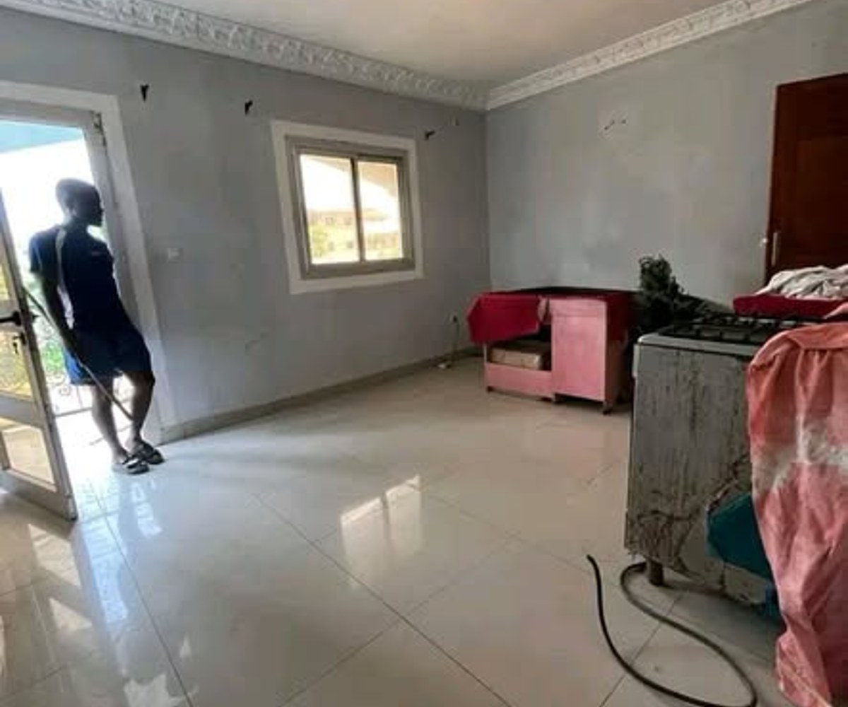 Vaste et magnifique appartement à louer à Kotto