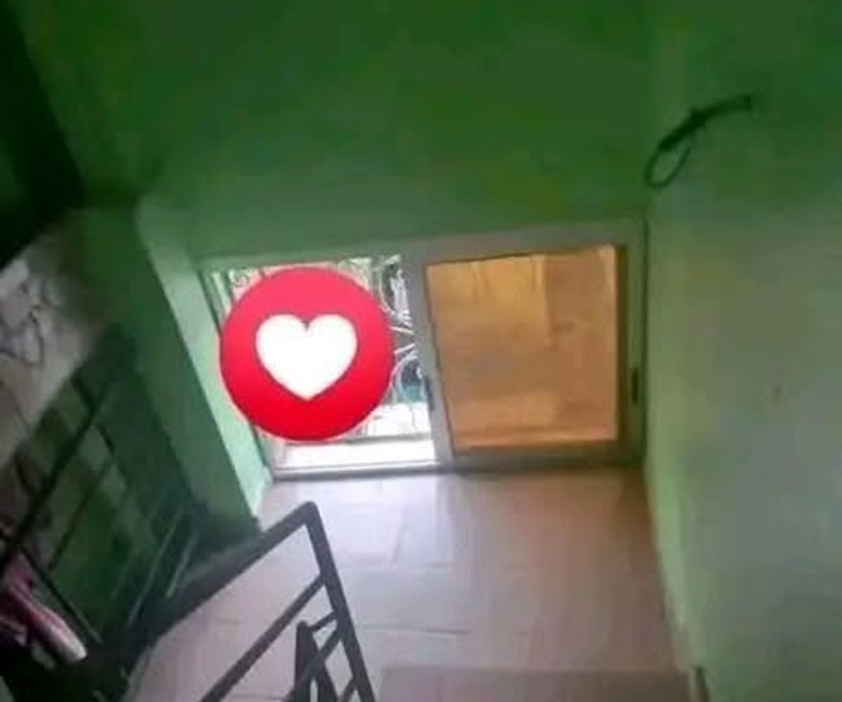 Chambre moderne avec cuisine à Ndogbong