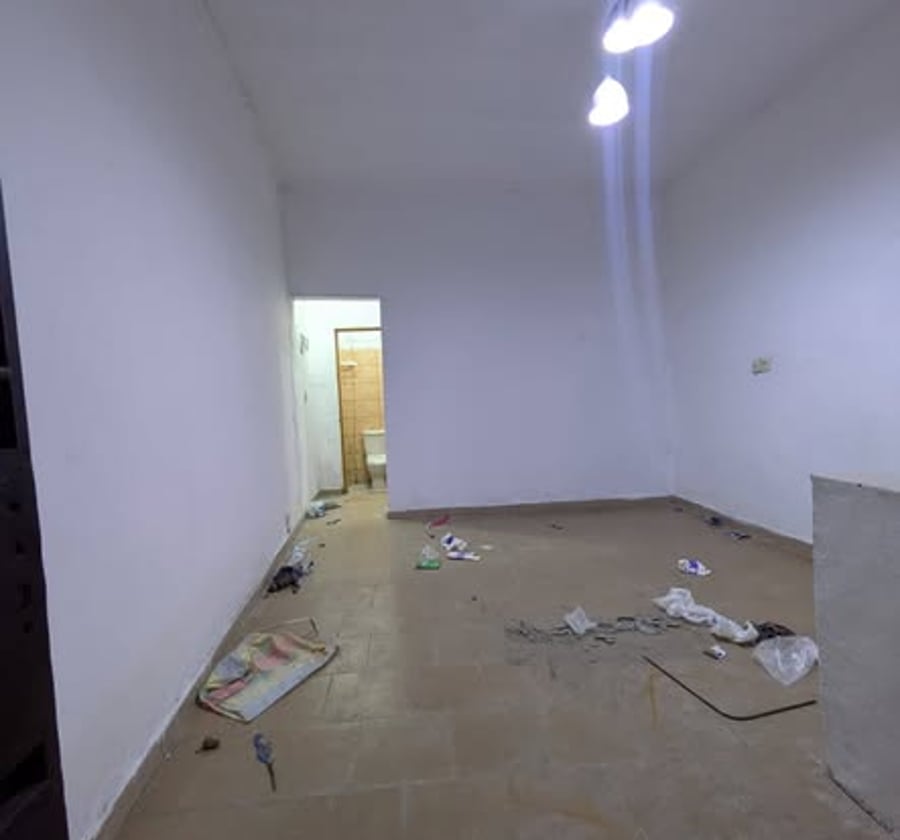 Studio neuf à Logpom, Douala
