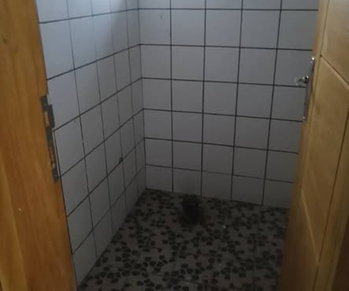 Chambre moderne à Odza