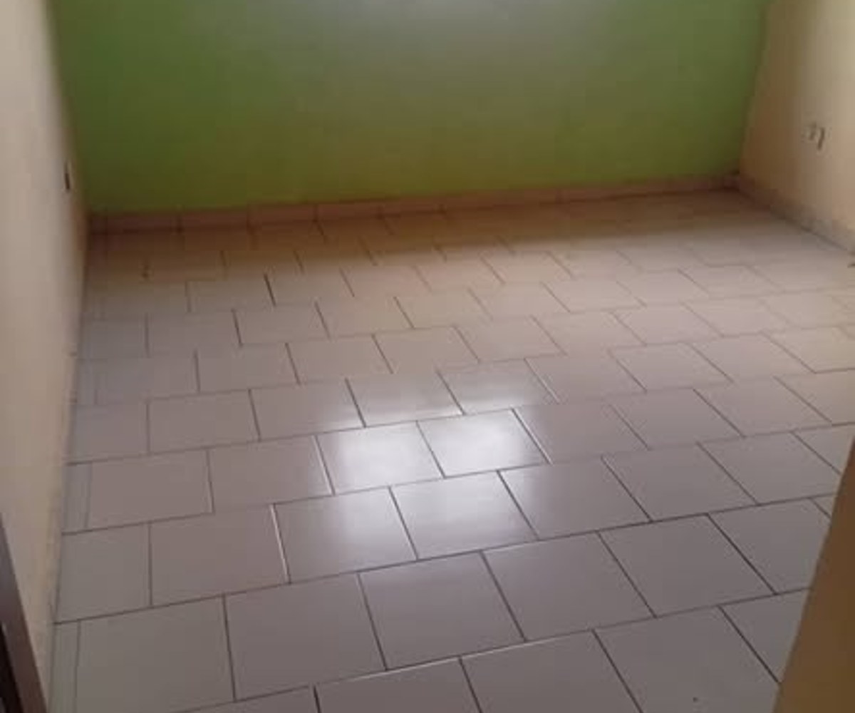 Studio moderne à louer à Nkoabang - Cho Cho