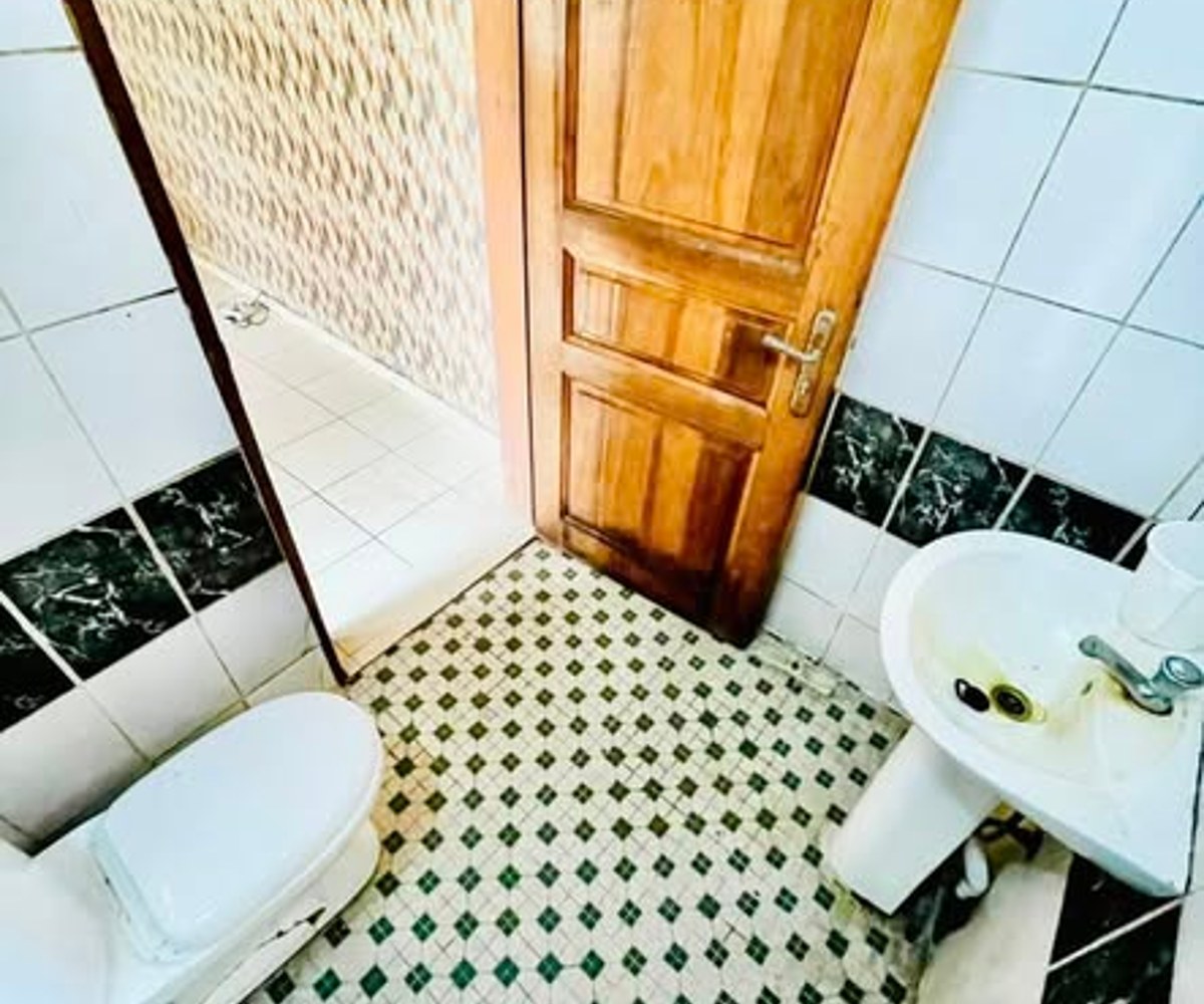Vaste chambre à Nkolbisson