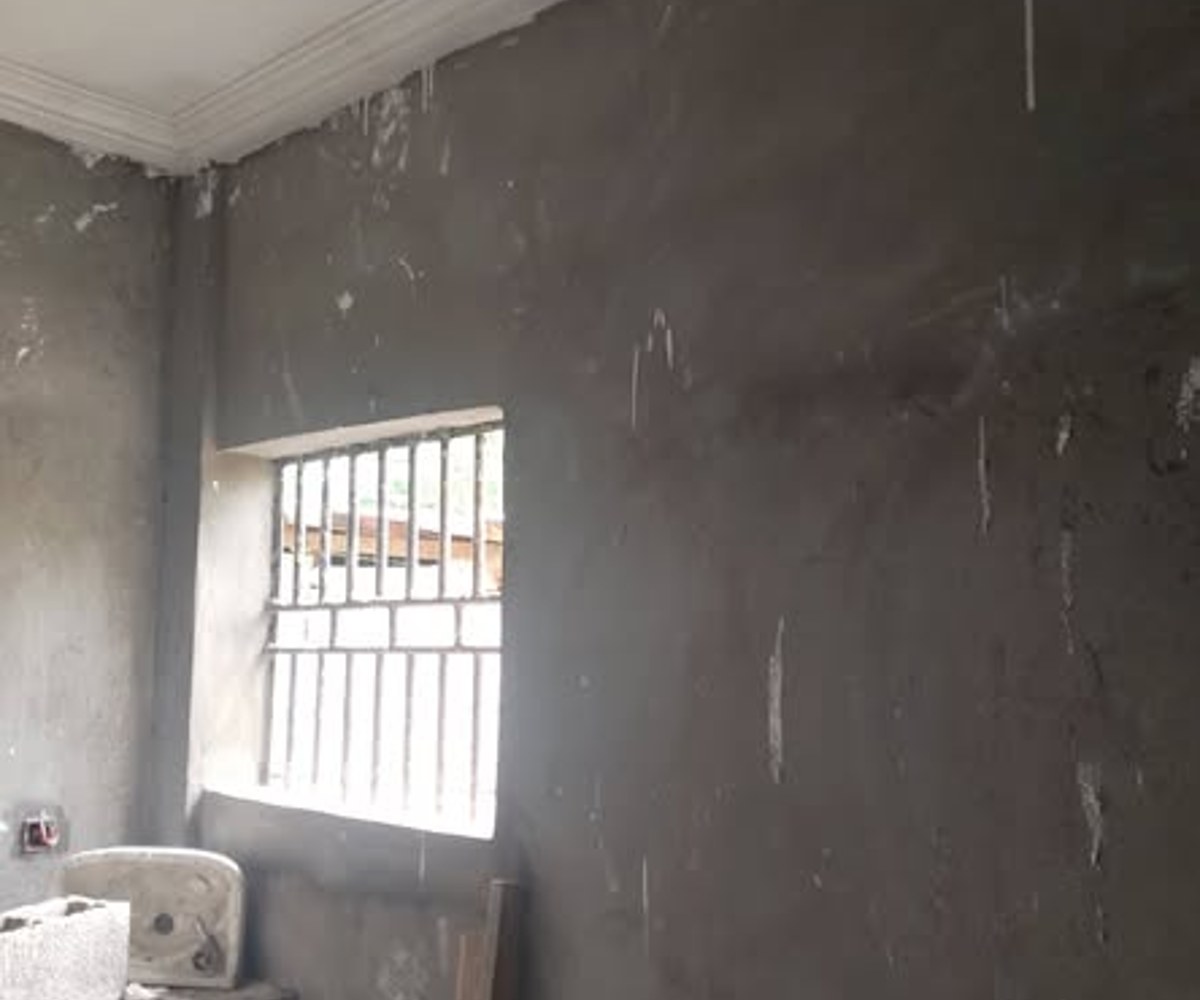 Chambre moderne à Ndogbon, Douala