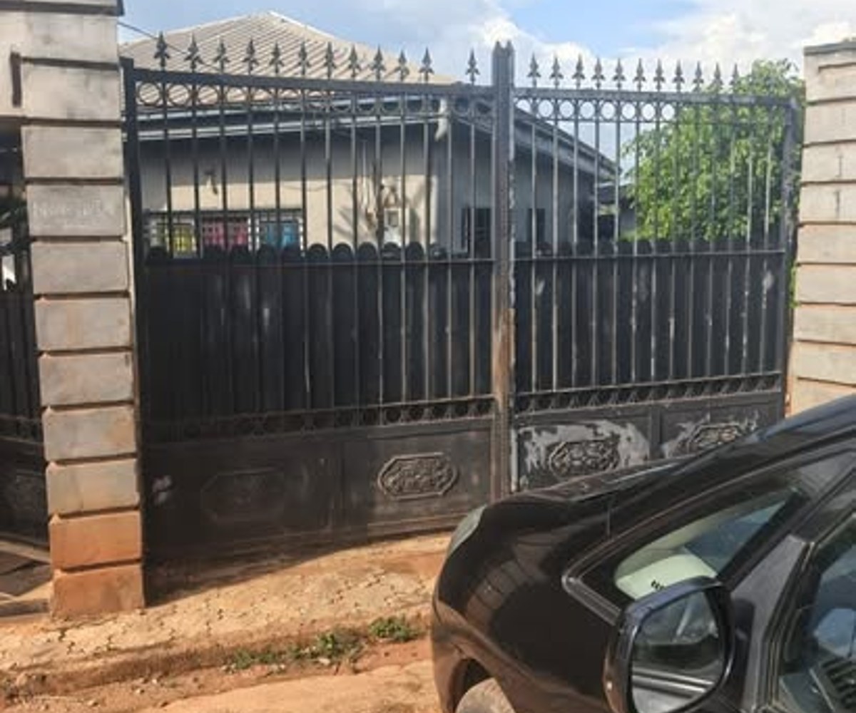 Maison à vendre ou à louer - Yaoundé Nkoabang