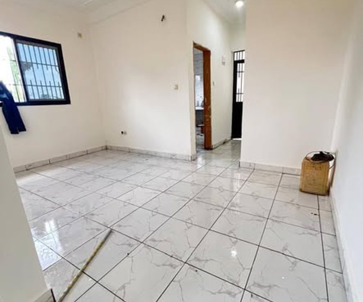 Studio à louer - Logpom - 75 000 FCFA/mois