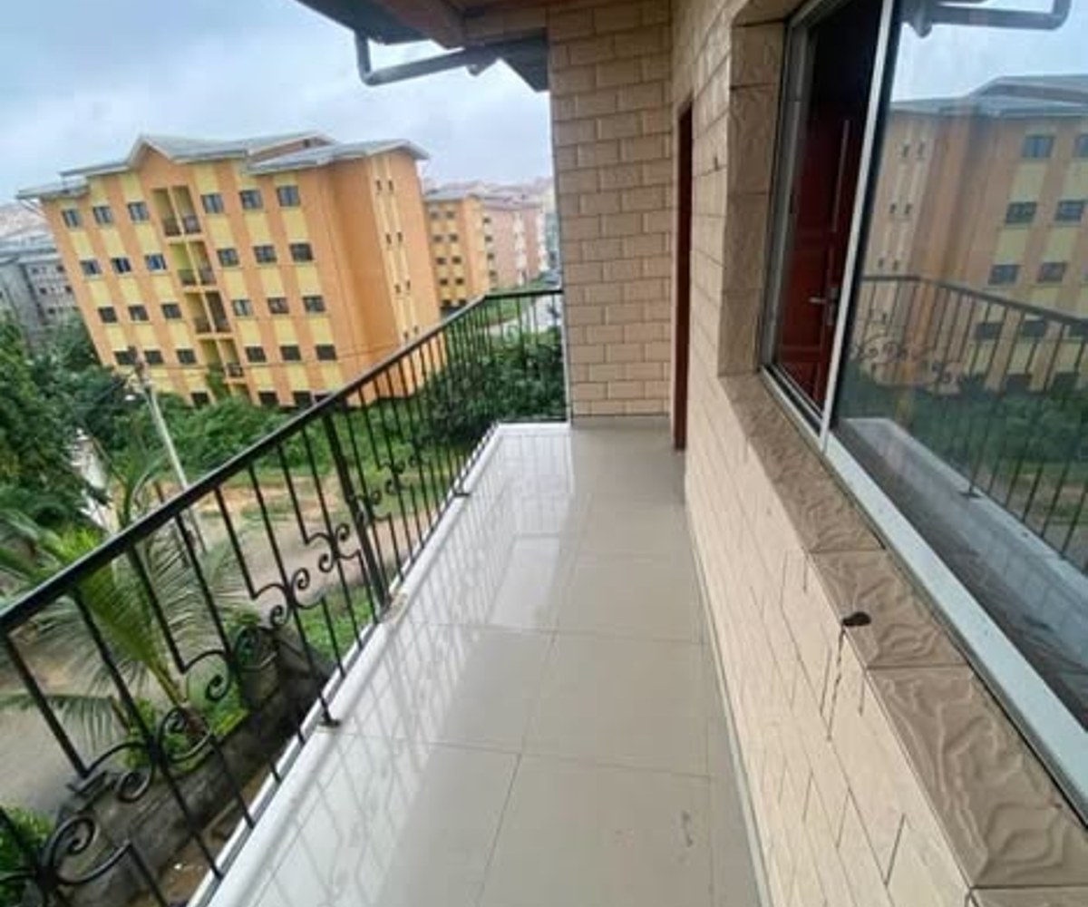 Appartement moderne à Yassa, Douala - 2 chambres, 2 douches