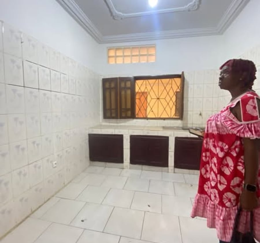 Appartement staffé à louer à Sable, Douala
