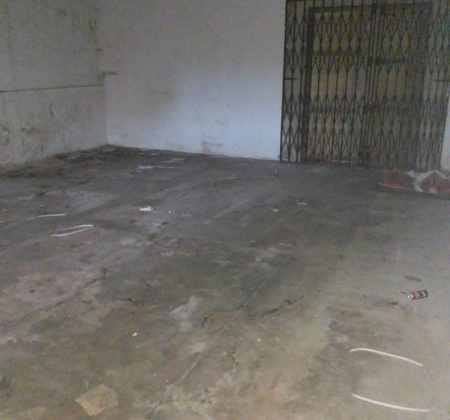 Magasin entrepôt à louer - Yaoundé centre ville