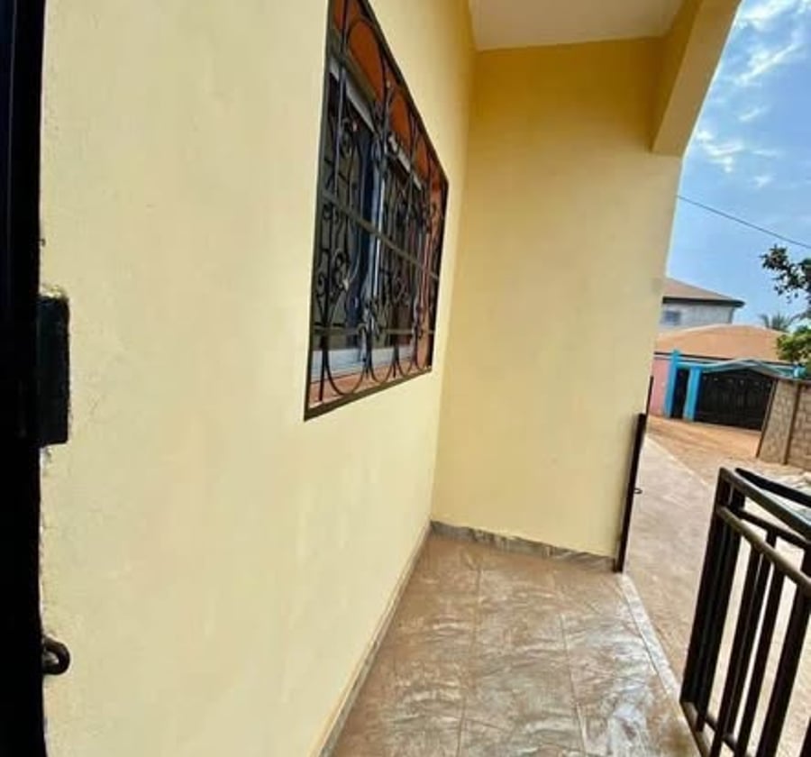 Studio moderne à Mendong Abega