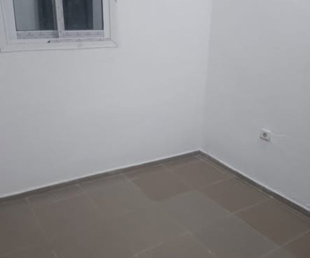 Studio moderne à louer - Ndogbon, Douala