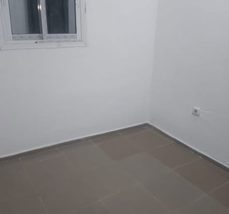 Studio moderne à louer - Ndogbon, Douala
