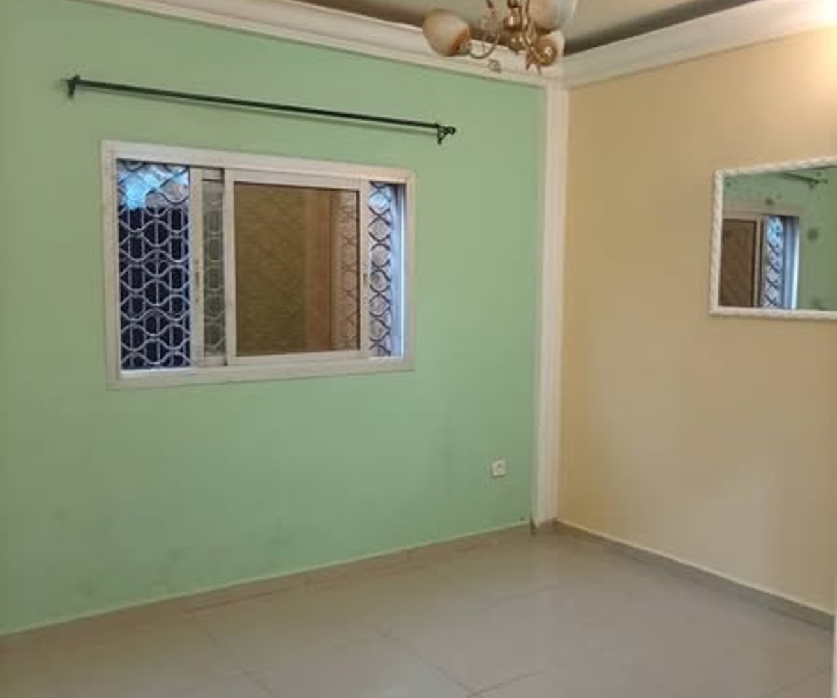 Studio moderne à louer à Beedi