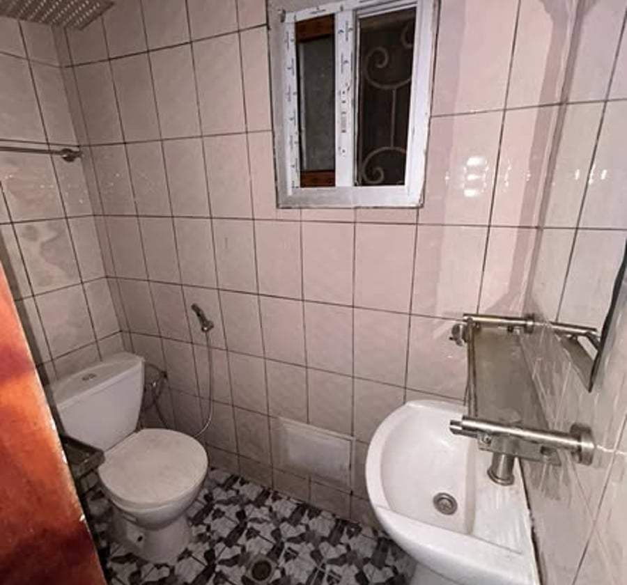 Studio moderne à louer à Makepe
