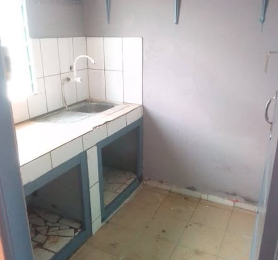 Appartement à louer - Kotto, Carrefour des immeubles