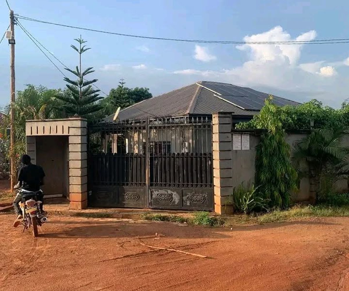 Maison à vendre à Yaoundé Nkoabang