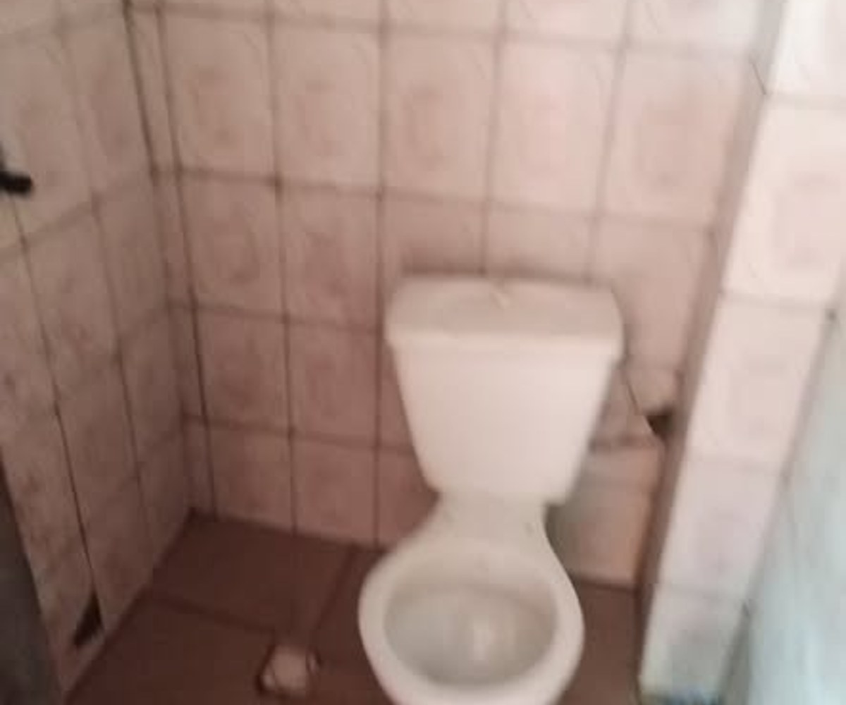 Chambre moderne à louer à Ngousso