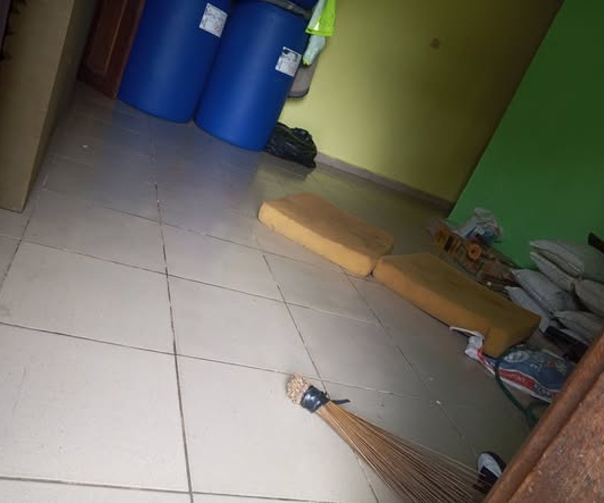 Studio moderne à Village (Douala)