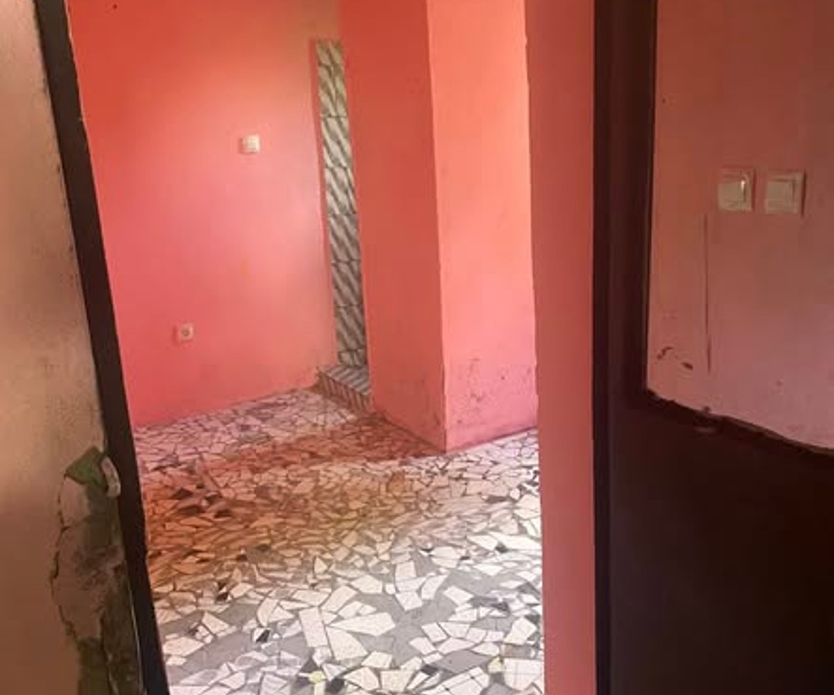 Chambre moderne à louer à Ndogbong
