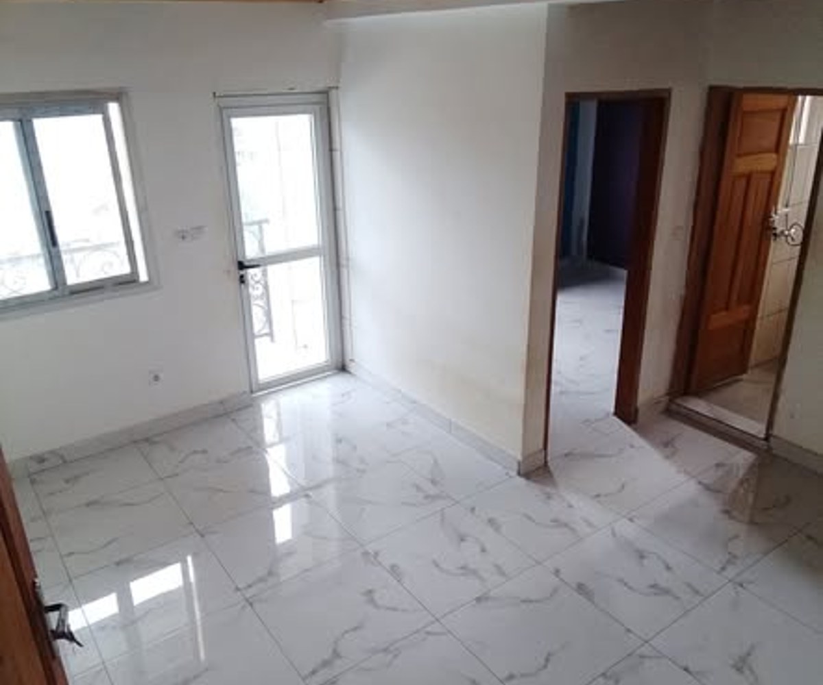 Studio moderne à Village, Douala