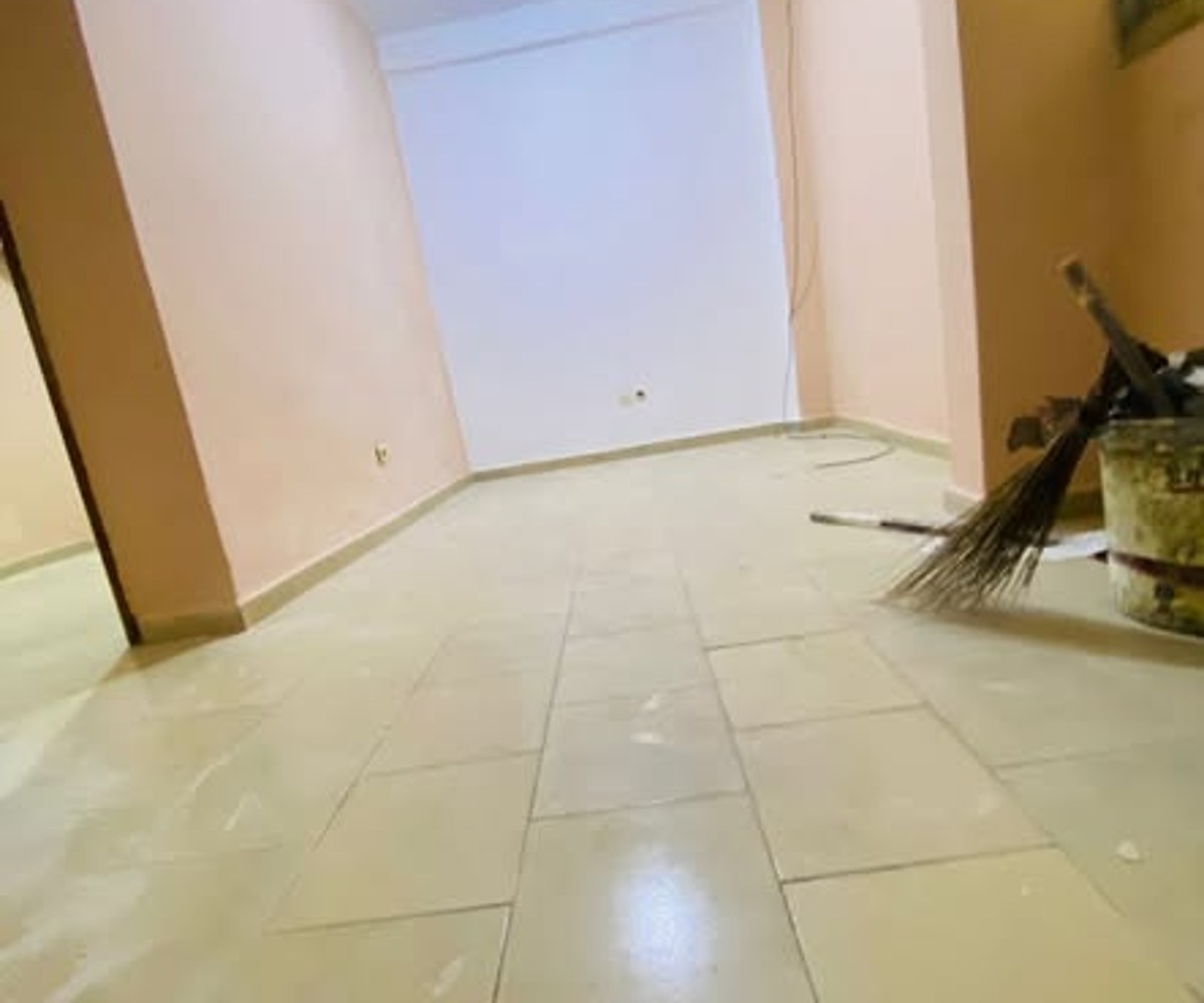 Studio moderne 4 pièces à Ndogbong - Douala