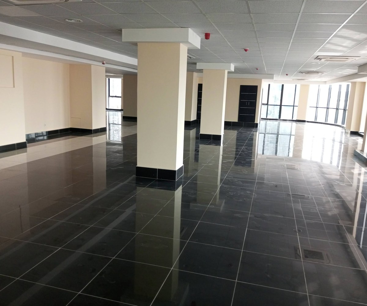 Open-space à louer à Bonanjo, Douala