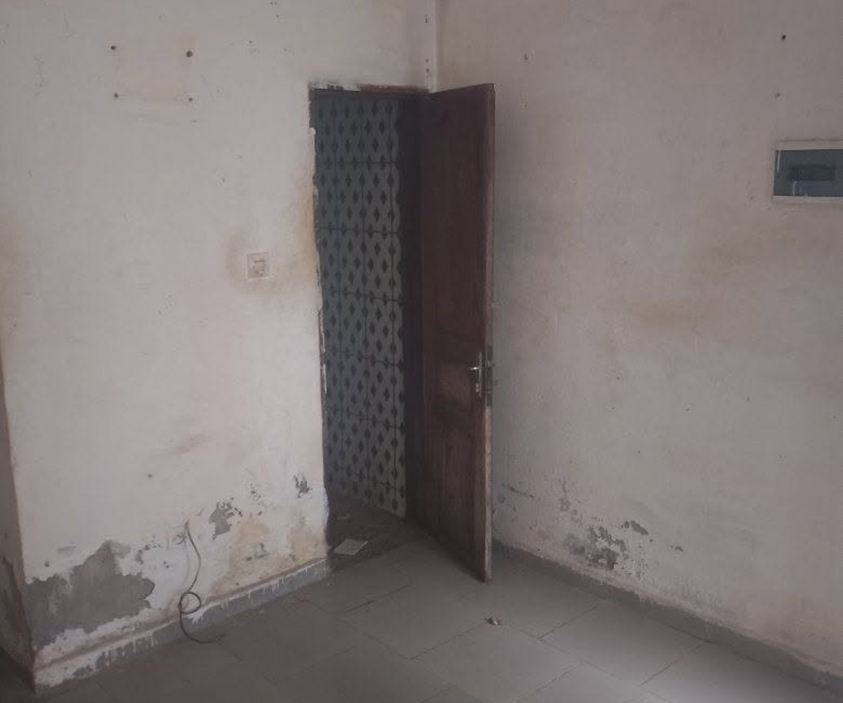Chambres modernes à louer à Biteng