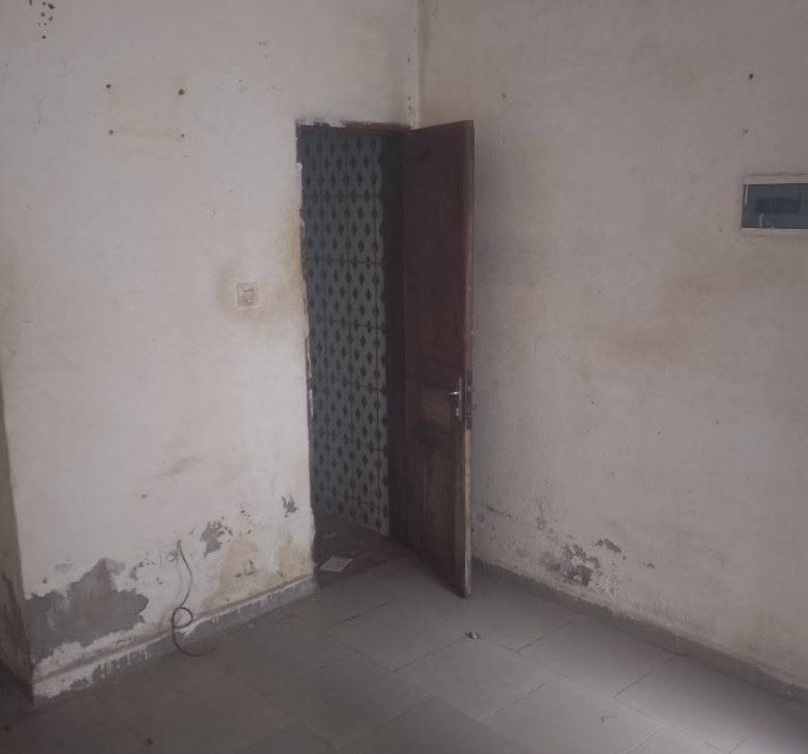 Chambres modernes à louer à Biteng