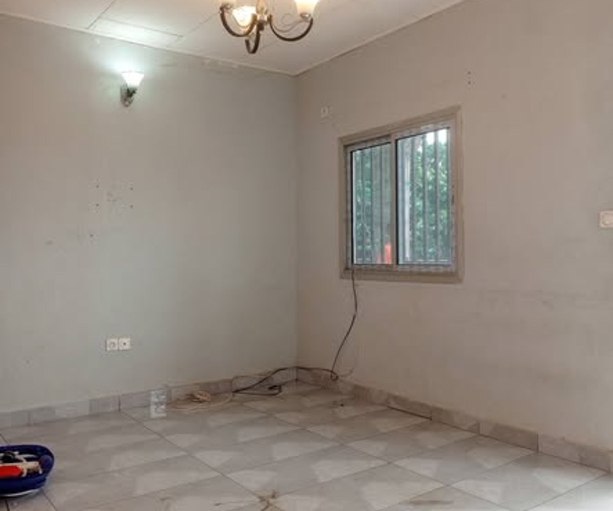 Studio moderne à louer - Ndogpassi II