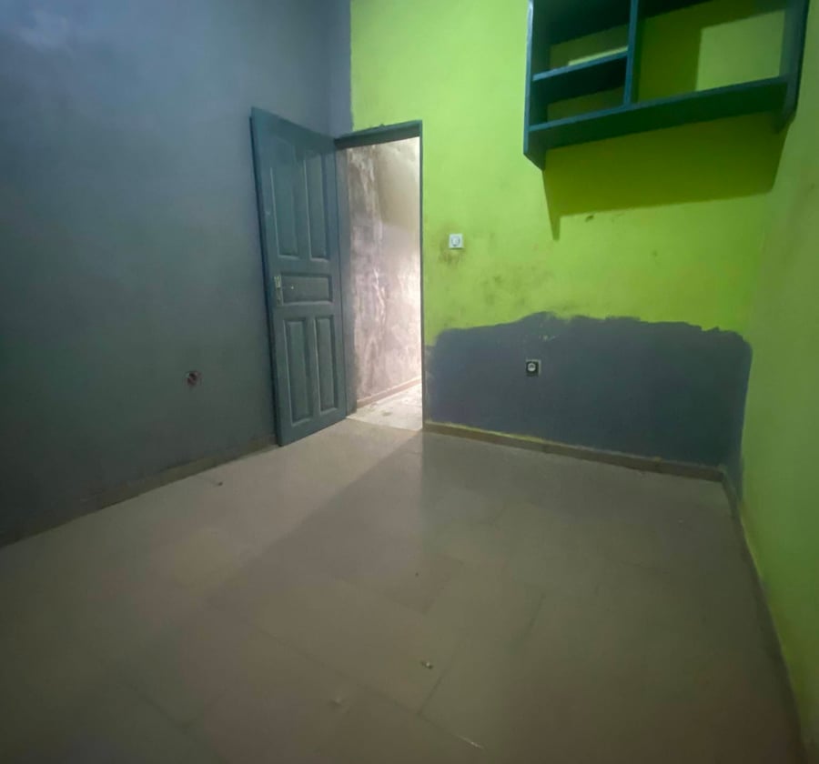 Studio moderne à louer - Cité Sic, Douala