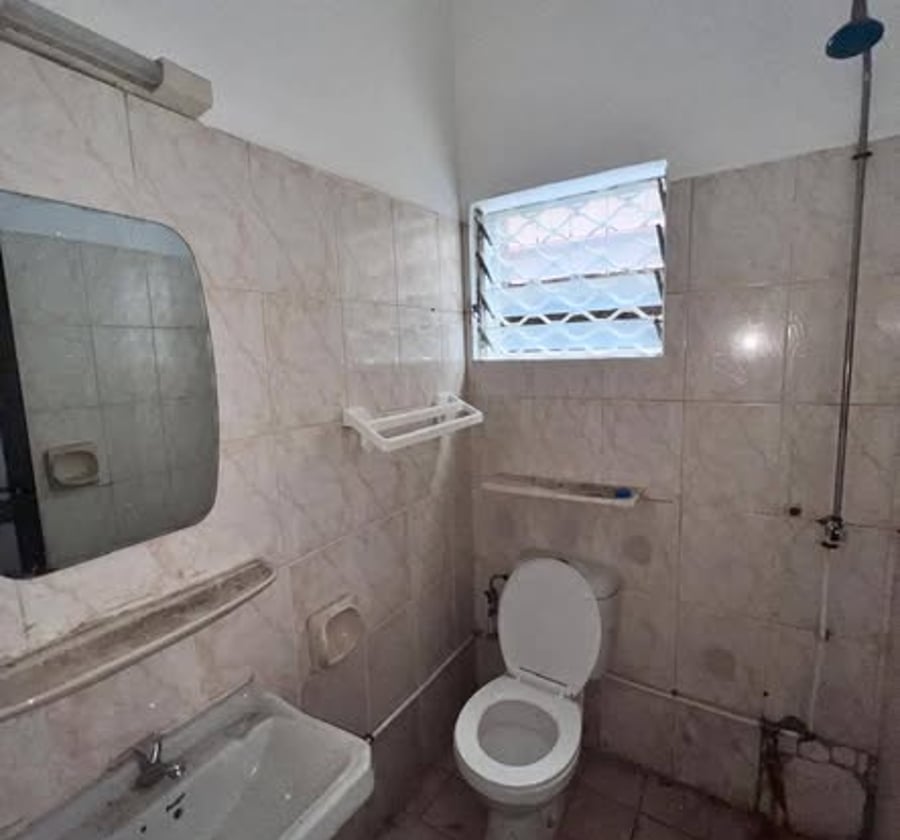 Studio à louer à Kotto Mbangue