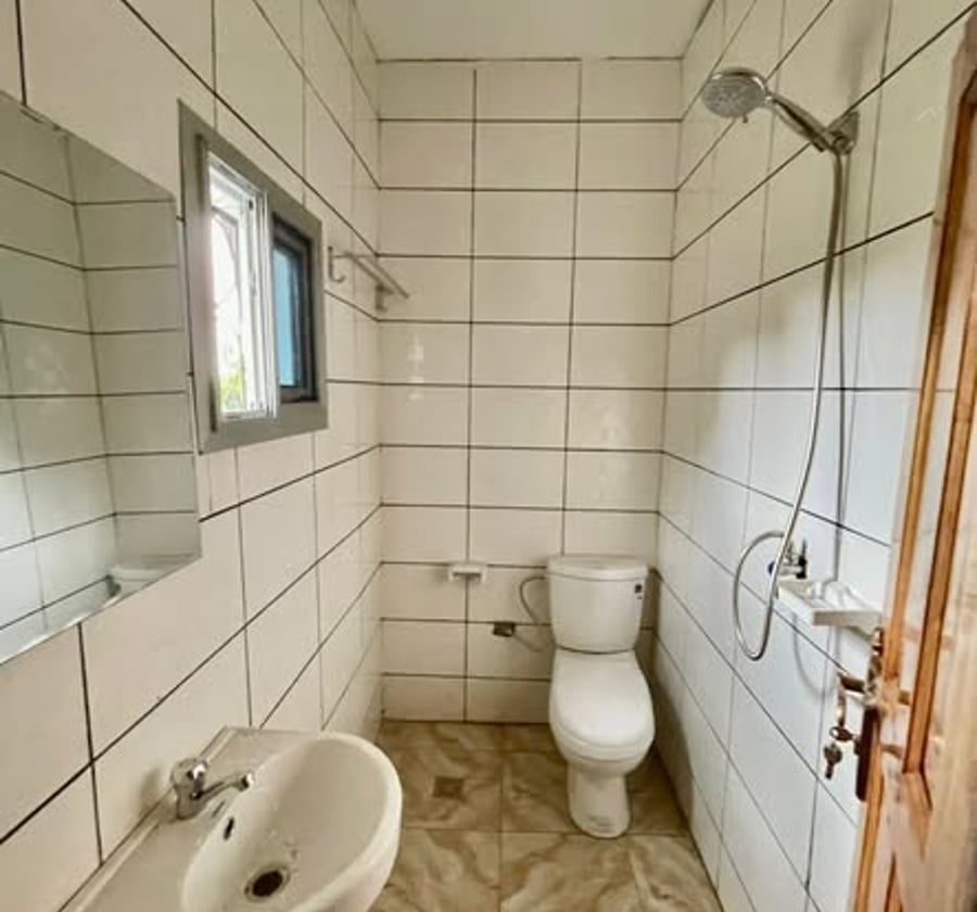 Studio à louer à Mvog Betsi