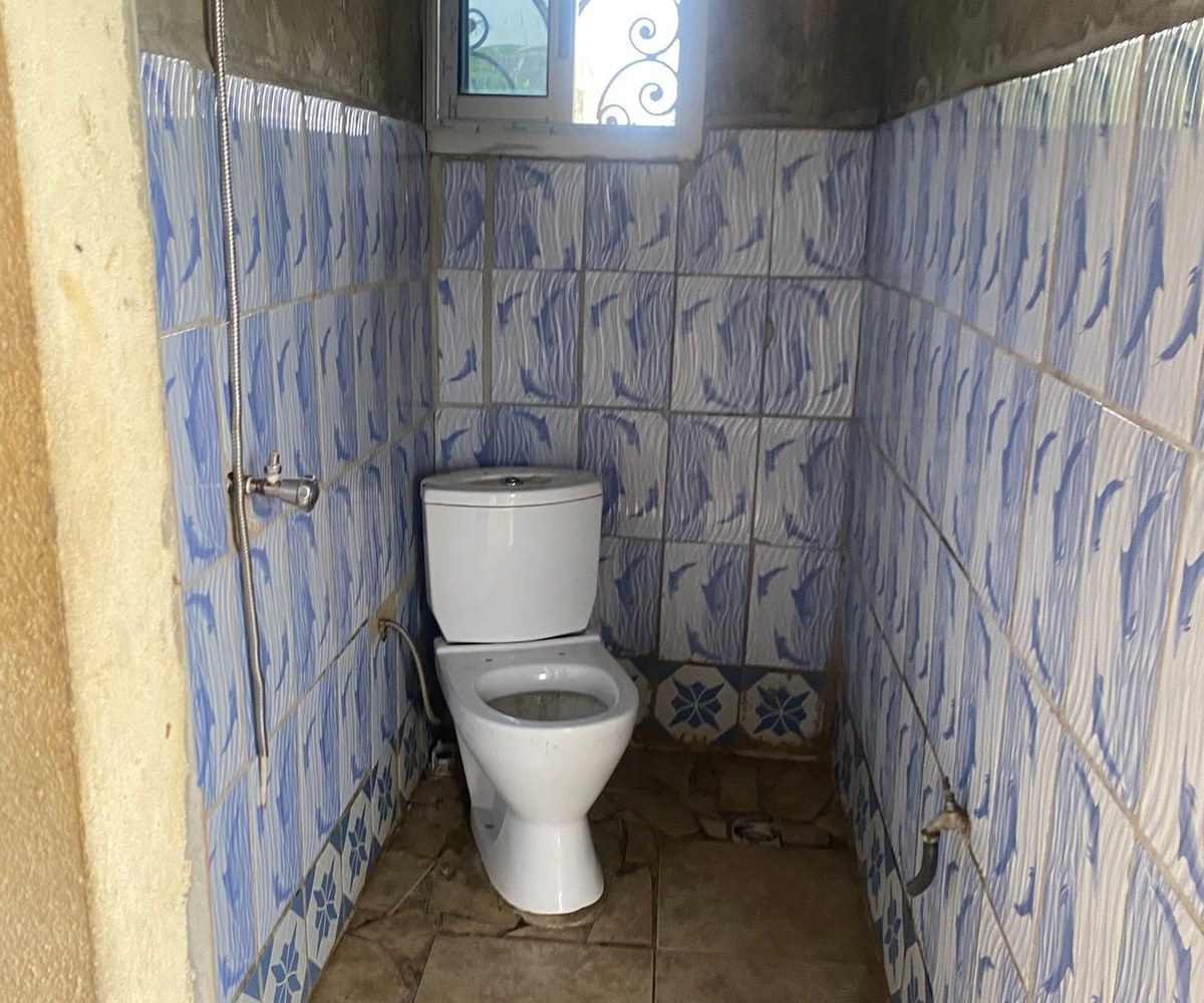 Studio moderne à louer à Nkolbong