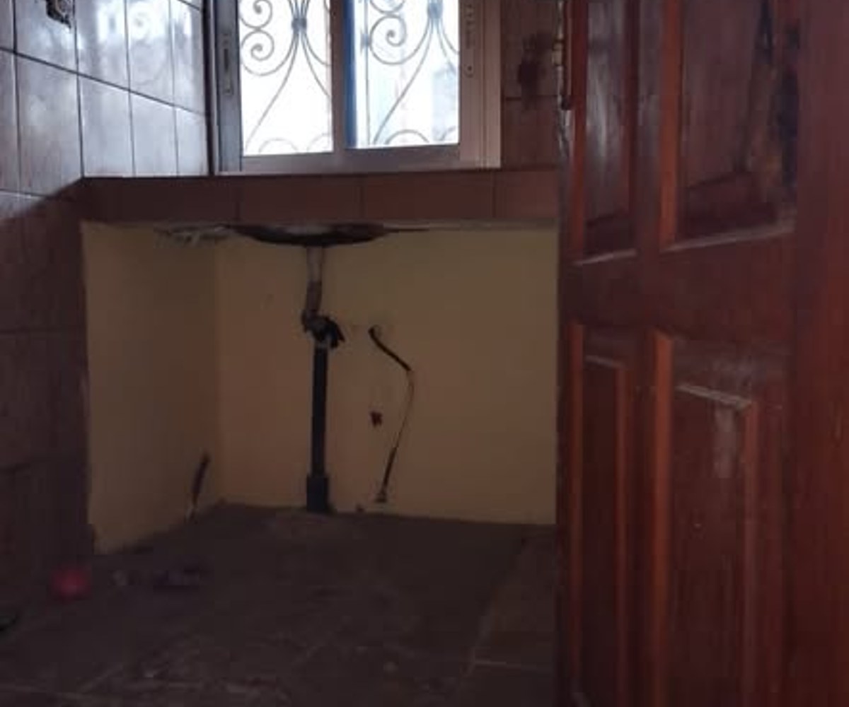 Studio moderne 4 pièces à louer à Makepe Bocom