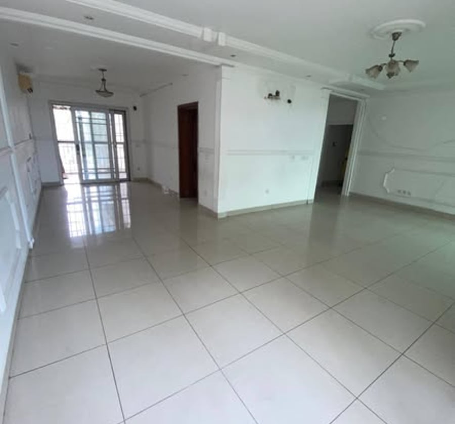 Magnifique appartement 3 chambres à Bali, Douala