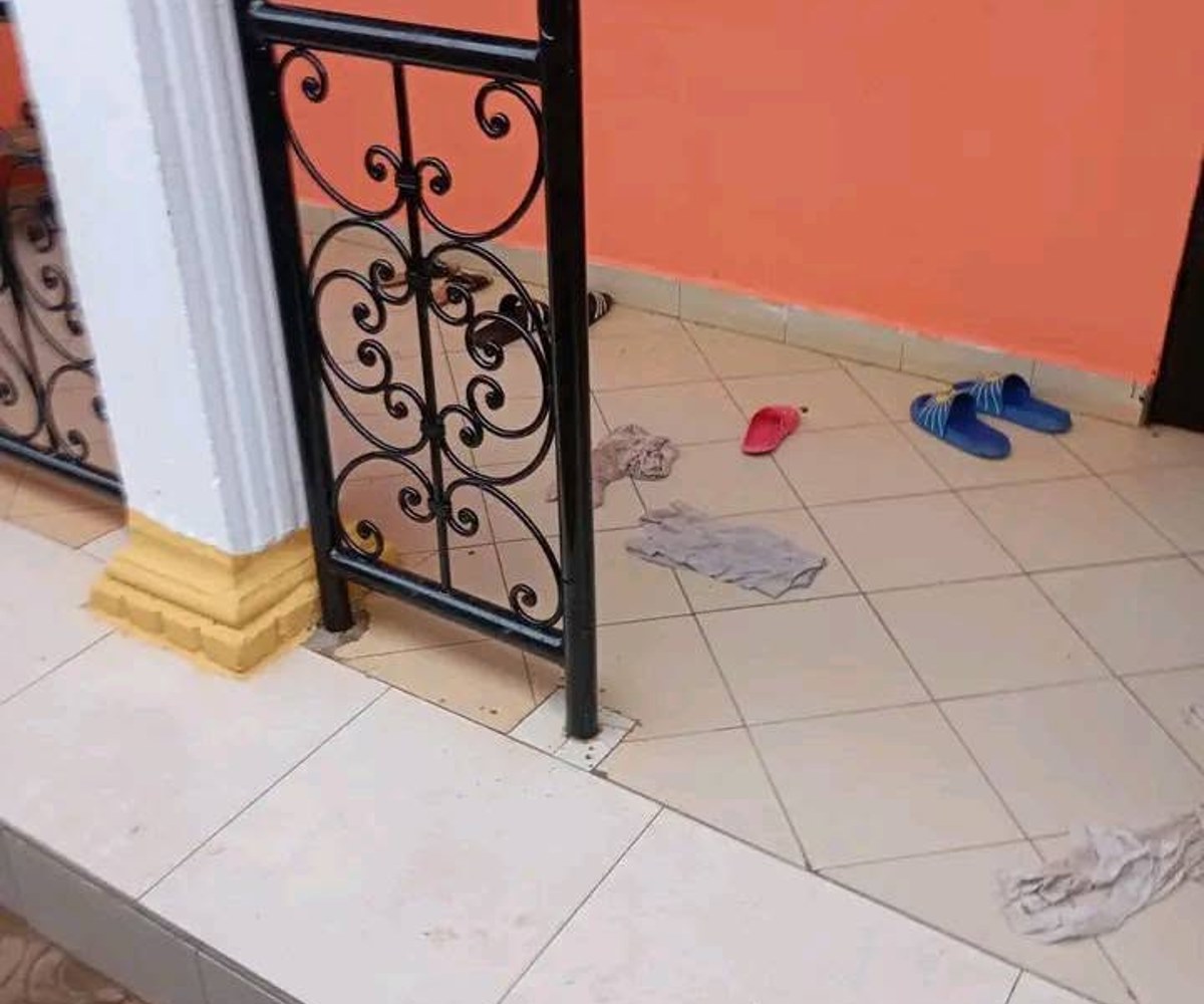 Maison 5 chambres à vendre à Yaoundé Meyo Carrefour
