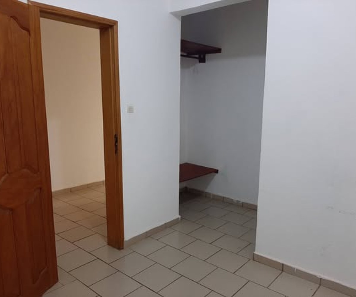 Appartement moderne à Odza Cité de la Paix