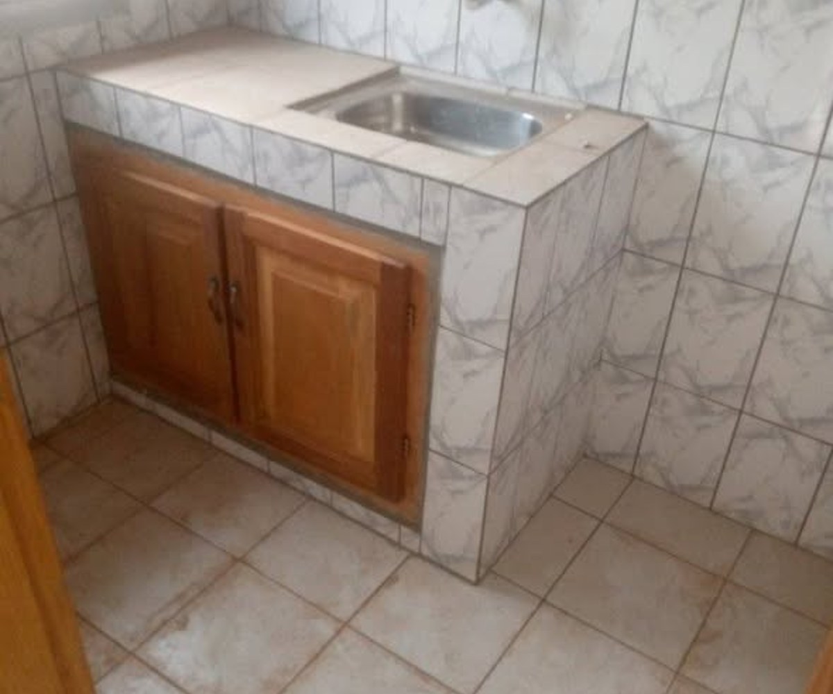 Appartement moderne à Etoug-Ebe