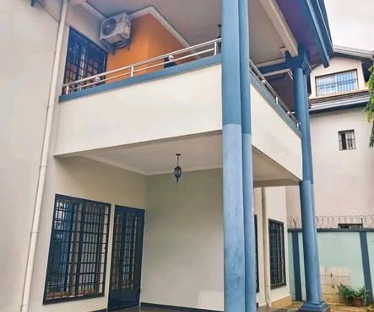 Duplex à louer à Yaoundé Omnisport