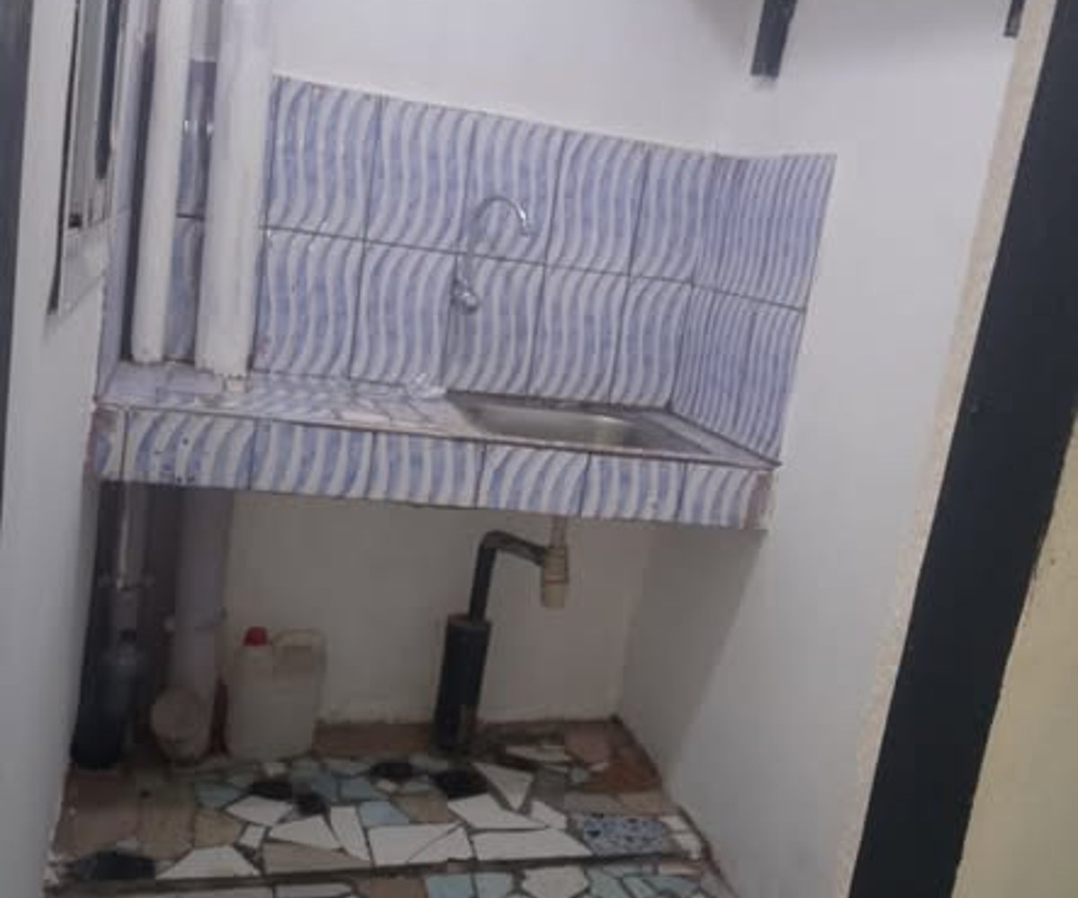 Studio moderne à louer - Ndogbon, Douala