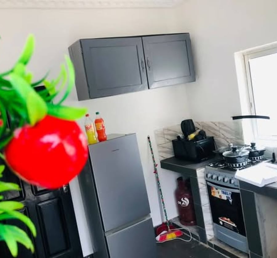 Appartement meublé 2 chambres – Odza cité de la paix