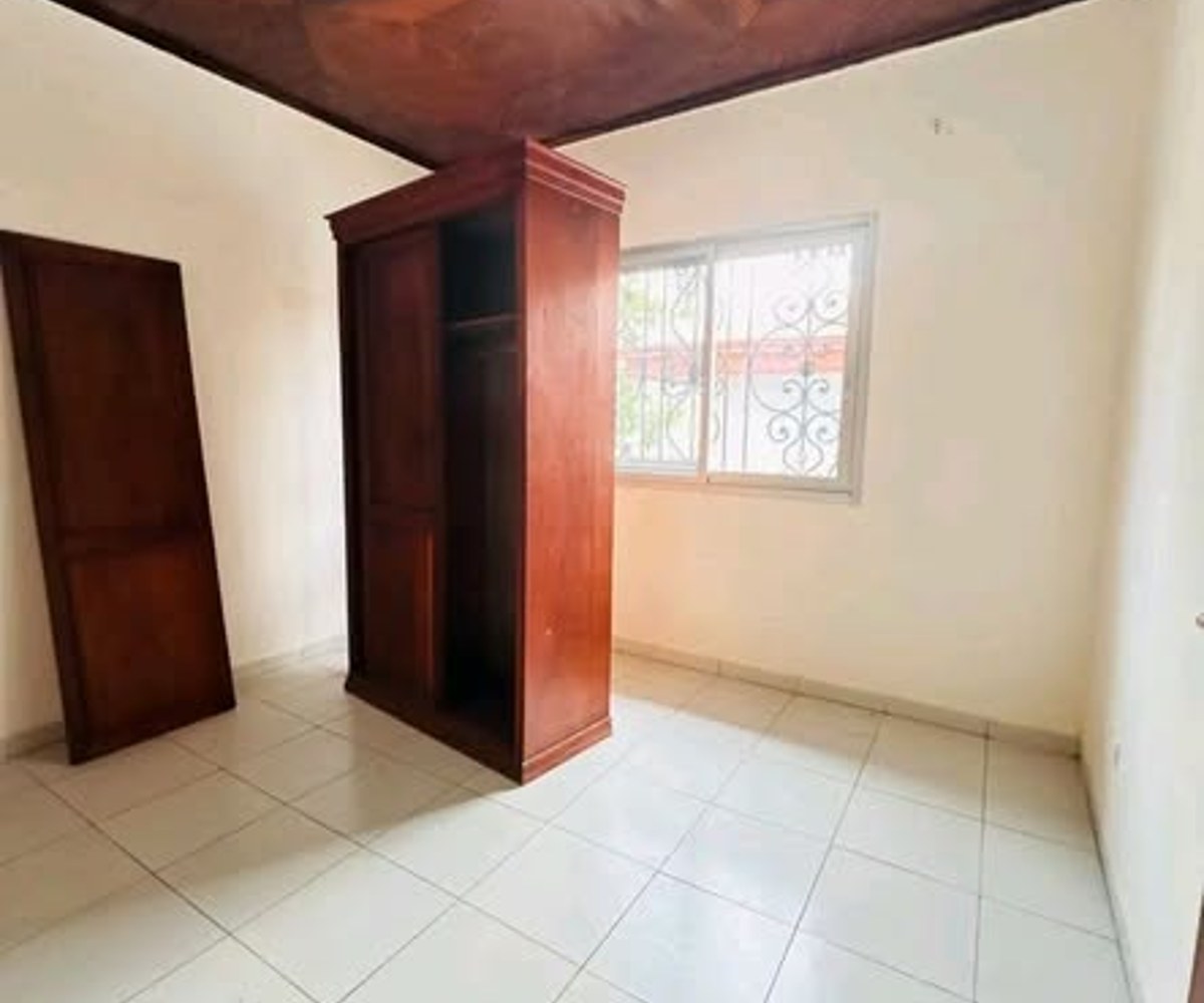 Chambre moderne à louer - Odza