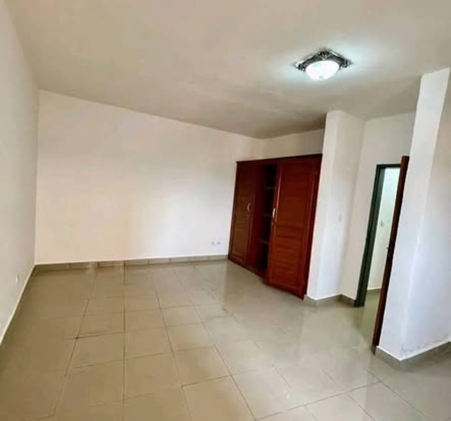Appartement moderne à louer à Yaoundé Omnisport